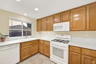 385 Sun Valley Way, Vacaville, CA 95688 - Photo 36