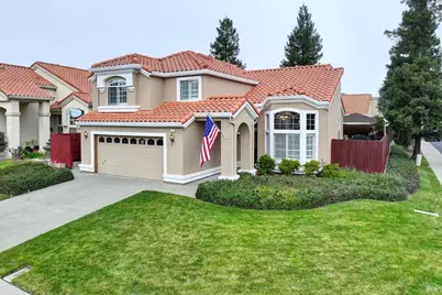 385 Sun Valley Way, Vacaville, CA 95688 - Photo 4