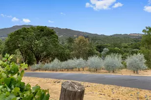 2220 Warm Springs Rd, Glen Ellen, CA 95442 - Photo 32