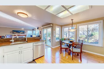 7317 Rasmussen Way, Rohnert Park, CA 94928 - Photo 24