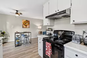 836 W Spain St, Sonoma, CA 95476 - Photo 10