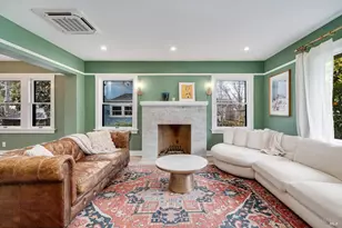 2019 Brown St, Napa, CA 94559 - Photo 2