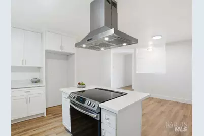 6041 Evelyn Avenue, Rohnert Park, CA 94928 - Photo 6