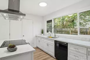 6041 Evelyn Ave, Rohnert Park, CA 94928 - Photo 2