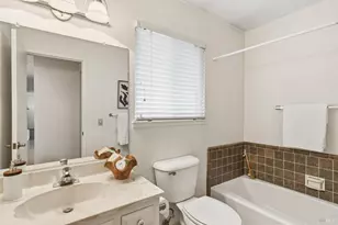 1808 Sherwood Ct, Santa Rosa, CA 95405 - Photo 24