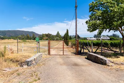 20780 8th Street, Sonoma, CA 95476 - Photo 38