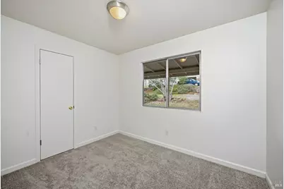 18483 Park Point Court, Hidden Valley Lake, CA 95467 - Photo 14
