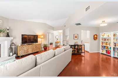 373 Clydesdale Drive, Vallejo, CA 94591 - Photo 10