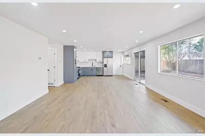 154 Rainier Circle, Vacaville, CA 95687 - Photo 8