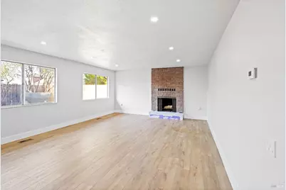 154 Rainier Circle, Vacaville, CA 95687 - Photo 10