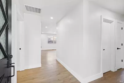 154 Rainier Circle, Vacaville, CA 95687 - Photo 4