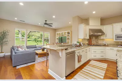 21 Winding Way, Novato, CA 94945 - Photo 18