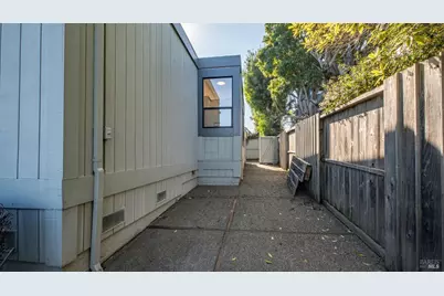 49 Via La Brisa, Larkspur, CA 94939 - Photo 36