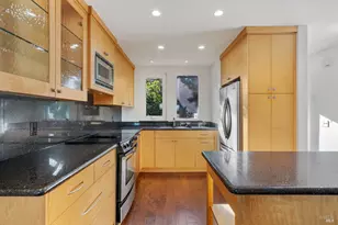 204 Bay Vista Cir, Sausalito, CA 94965 - Photo 12