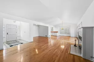 895 Princeton Dr, Sonoma, CA 95476 - Photo 10