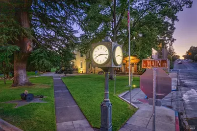 302 N Main Street, Lakeport, CA 95453 - Photo 4