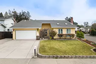 1 Andreas Cir, Novato, CA 94945 - Photo 2