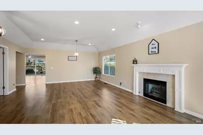 8151 Oakmont Drive, Santa Rosa, CA 95409 - Photo 14