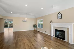 8151 Oakmont Dr, Santa Rosa, CA 95409 - Photo 14