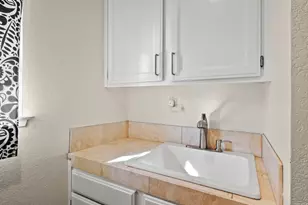 8151 Oakmont Dr, Santa Rosa, CA 95409 - Photo 40