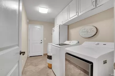 1007 Canterbury Court, Vacaville, CA 95687 - Photo 20