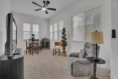 1007 Canterbury Court, Vacaville, CA 95687 - Photo 34