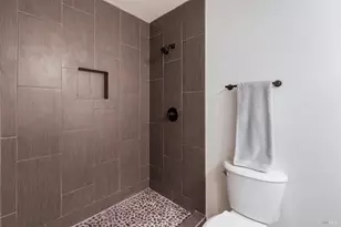 25053 Robin Cir, Willits, CA 95490 - Photo 12