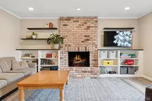 19440 Riverside Dr, Sonoma, CA 95476 - Photo 12