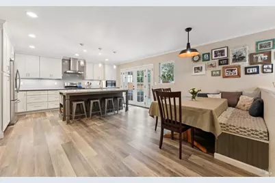 19440 Riverside Drive, Sonoma, CA 95476 - Photo 16