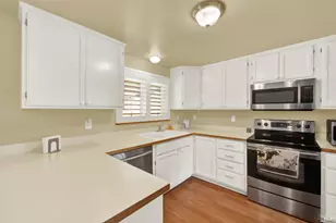 192 Carlsbad Cir, Vacaville, CA 95687 - Photo 38