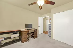 192 Carlsbad Cir, Vacaville, CA 95687 - Photo 46