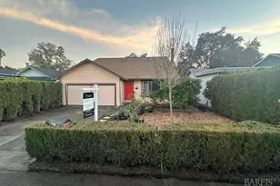 1820 Shelley Dr, Santa Rosa, CA 95401 - Photo 1