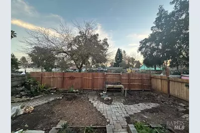 1820 Shelley Drive, Santa Rosa, CA 95401 - Photo 18