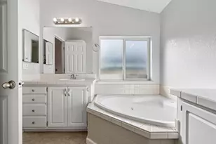 54 Hacienda Dr, Napa, CA 94558 - Photo 16