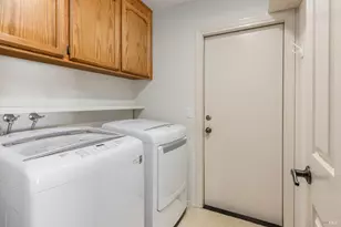 229 S Temelec Cir, Sonoma, CA 95476 - Photo 22