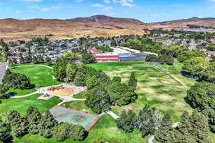 680 Silver Lake Dr, Fairfield, CA 94534 - Photo 70