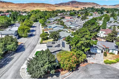 680 Silver Lake Drive, Fairfield, CA 94534 - Photo 52