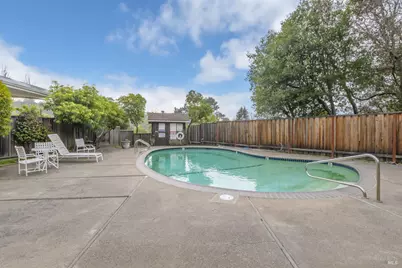 94 Biscayne Drive, San Rafael, CA 94901 - Photo 38