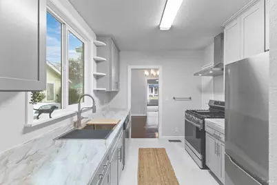 728 Charles Street, Santa Rosa, CA 95404 - Photo 14