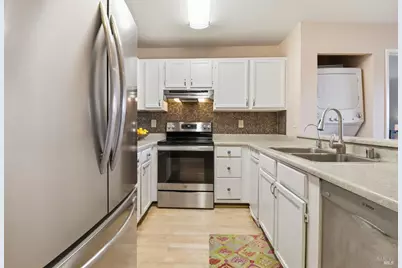 240 Seagull Row, Novato, CA 94945 - Photo 14