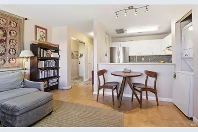 240 Seagull Row, Novato, CA 94945 - Photo 6