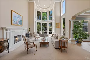 9988 Troon Ct, Windsor, CA 95492 - Photo 12