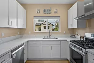 2213 Tapian Wy, Santa Rosa, CA 95403 - Photo 10