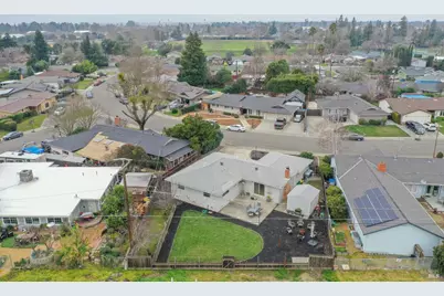 305 S 8th Street, Dixon, CA 95620 - Photo 34