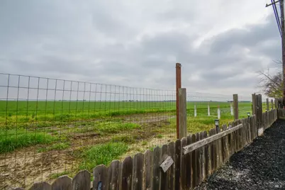 305 S 8th Street, Dixon, CA 95620 - Photo 32