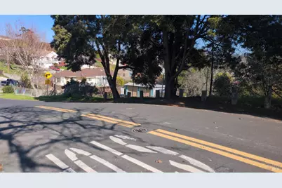 677 Renfrew Road, El Sobrante, CA 94803 - Photo 12