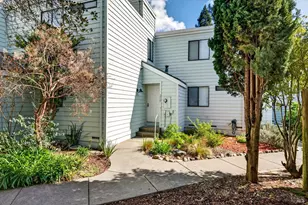 230 Courtyards E, Windsor, CA 95492 - Photo 2