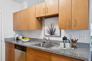 139 Schooner Ct, Richmond, CA 94804 - Photo 26