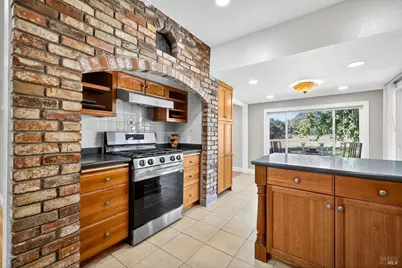 635 Goodwin Avenue, Penngrove, CA 94951 - Photo 16