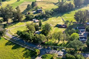 635 Goodwin Ave, Penngrove, CA 94951 - Photo 2